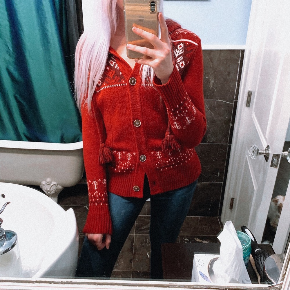 EDDIE BAUER | Red Button Nordic Cardigan Sweater